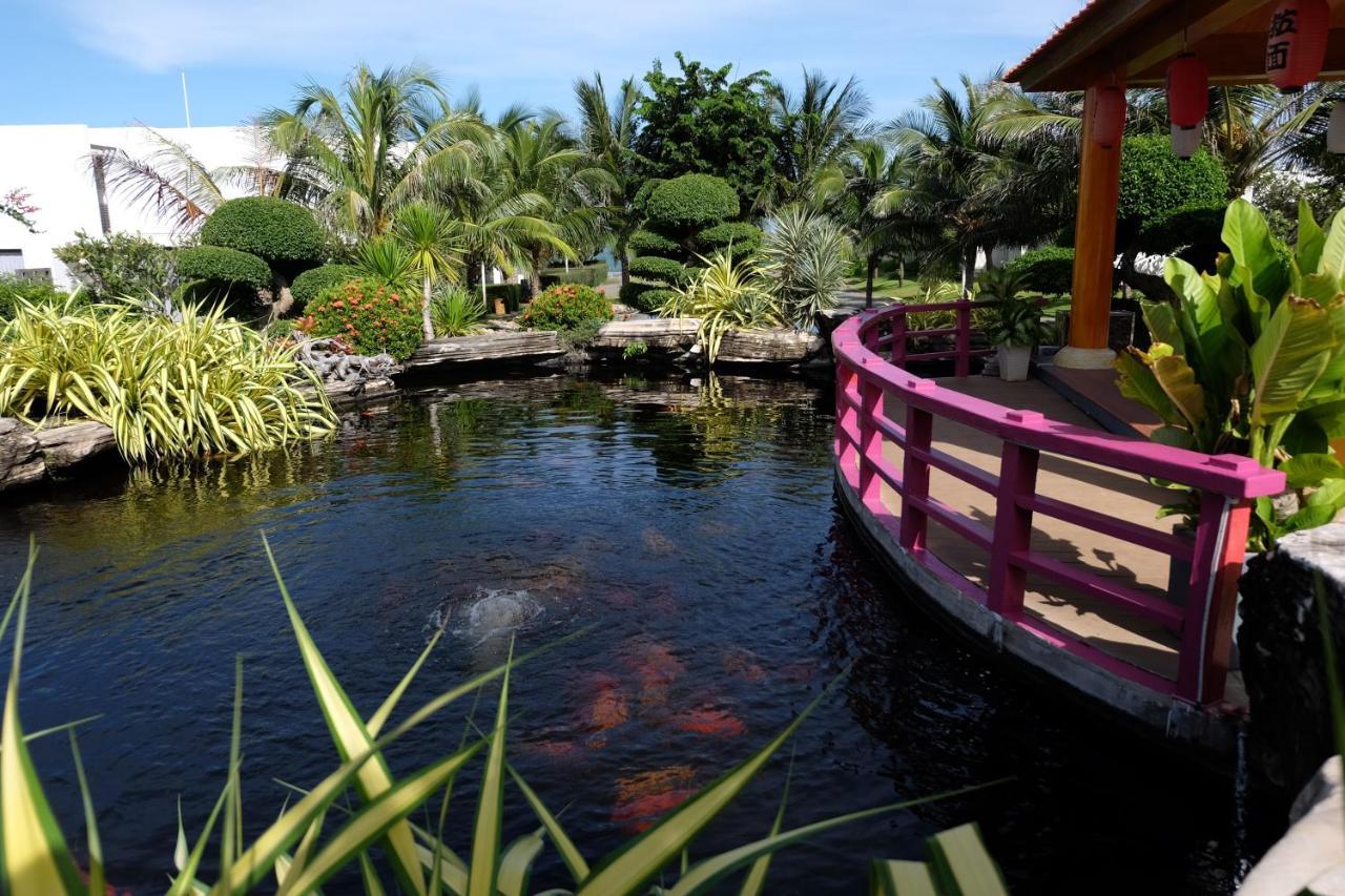 Private Villa At Oceanami Resort Phuochai Exterior photo