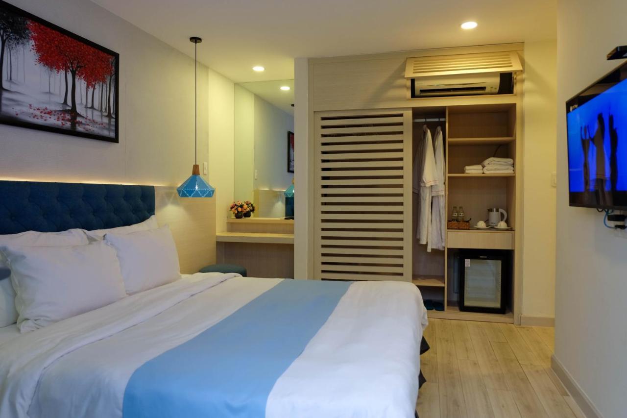 Private Villa At Oceanami Resort Phuochai Exterior photo