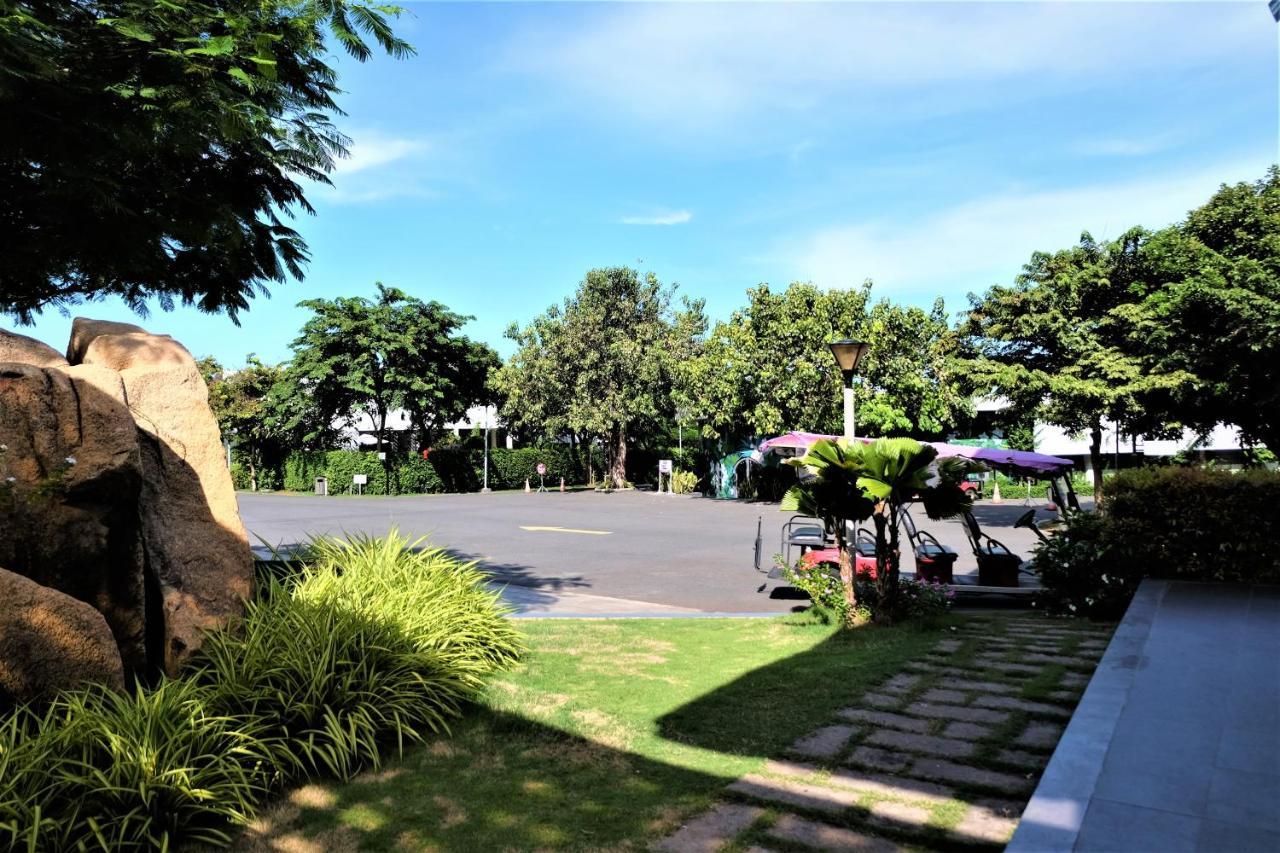 Private Villa At Oceanami Resort Phuochai Exterior photo