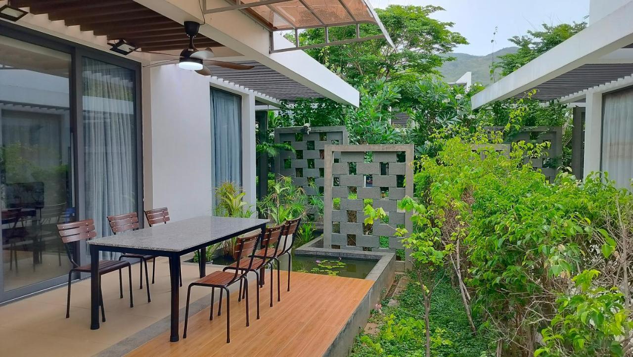 Private Villa At Oceanami Resort Phuochai Exterior photo