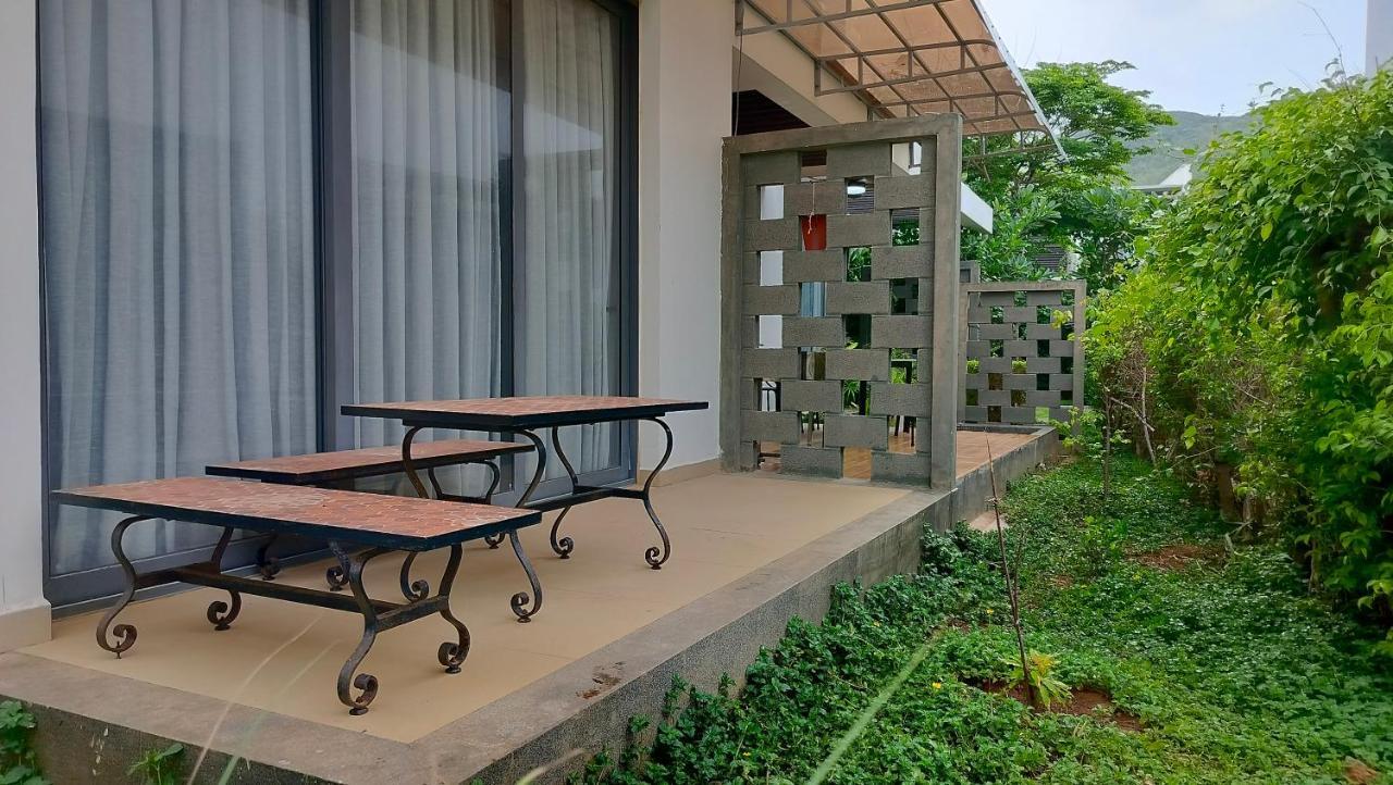 Private Villa At Oceanami Resort Phuochai Exterior photo